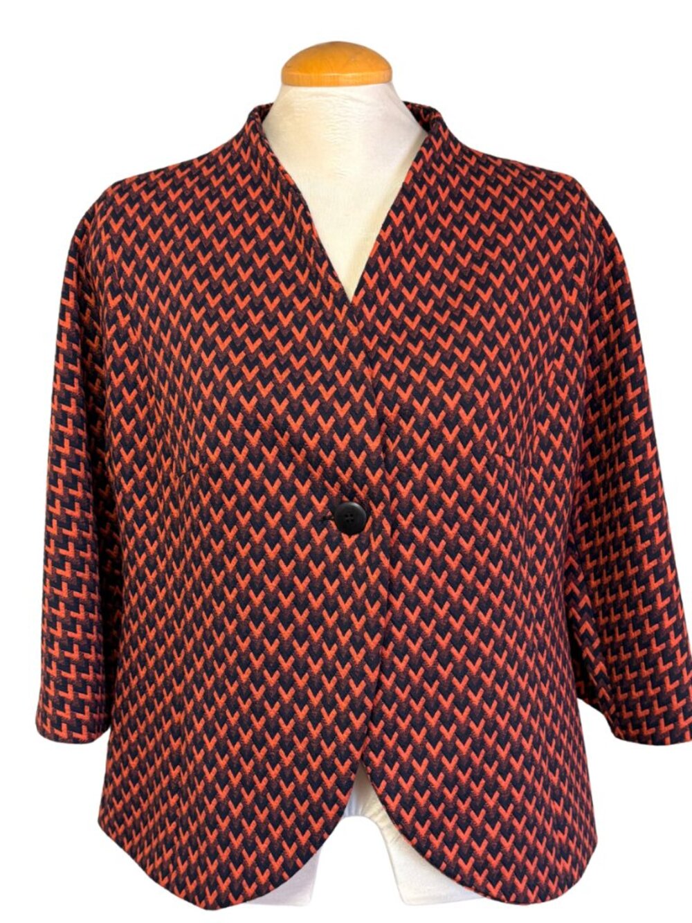 Picadilly Chevron-Pattern Button-Front Women's Top in Red & Black